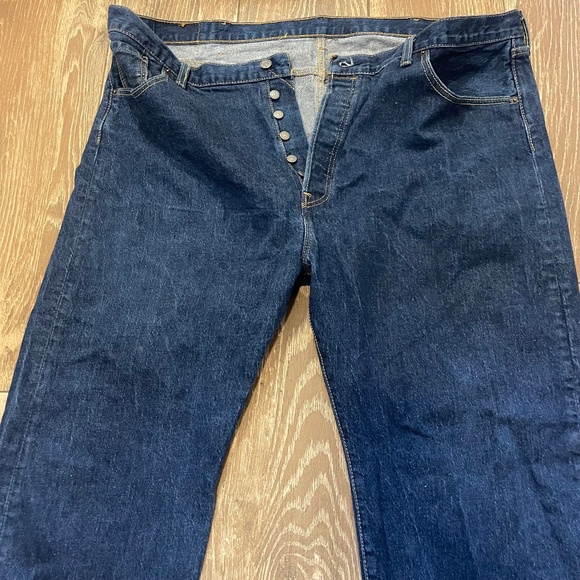 Levi's Original 501 Button Fly Denim Pre-washed Straight Leg Jeans 44x27 - Picture 1 of 16